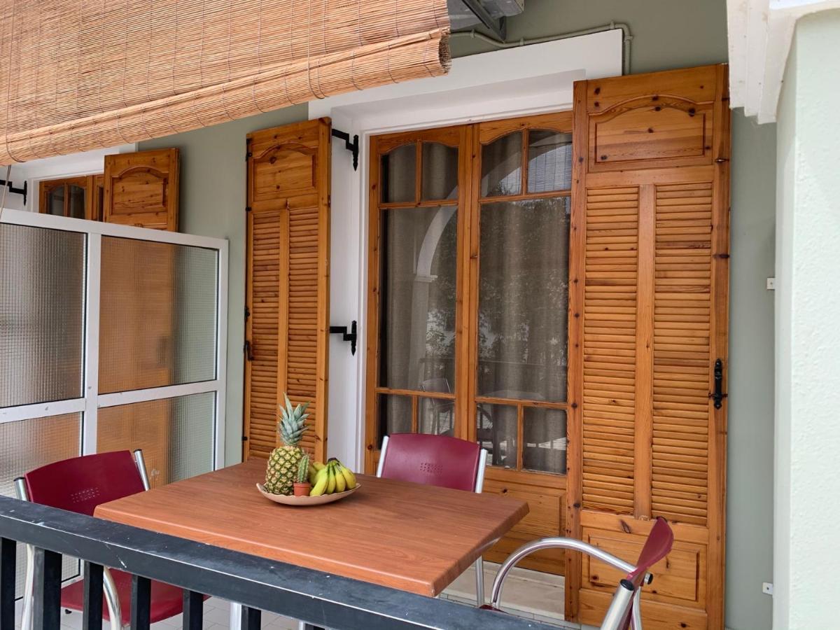 קרי Katerinas Inn Apartments מראה חיצוני תמונה